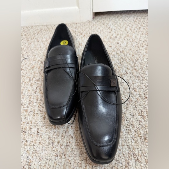 Calvin Klein Black Leather Slip-On Loafers - Men size 9 new